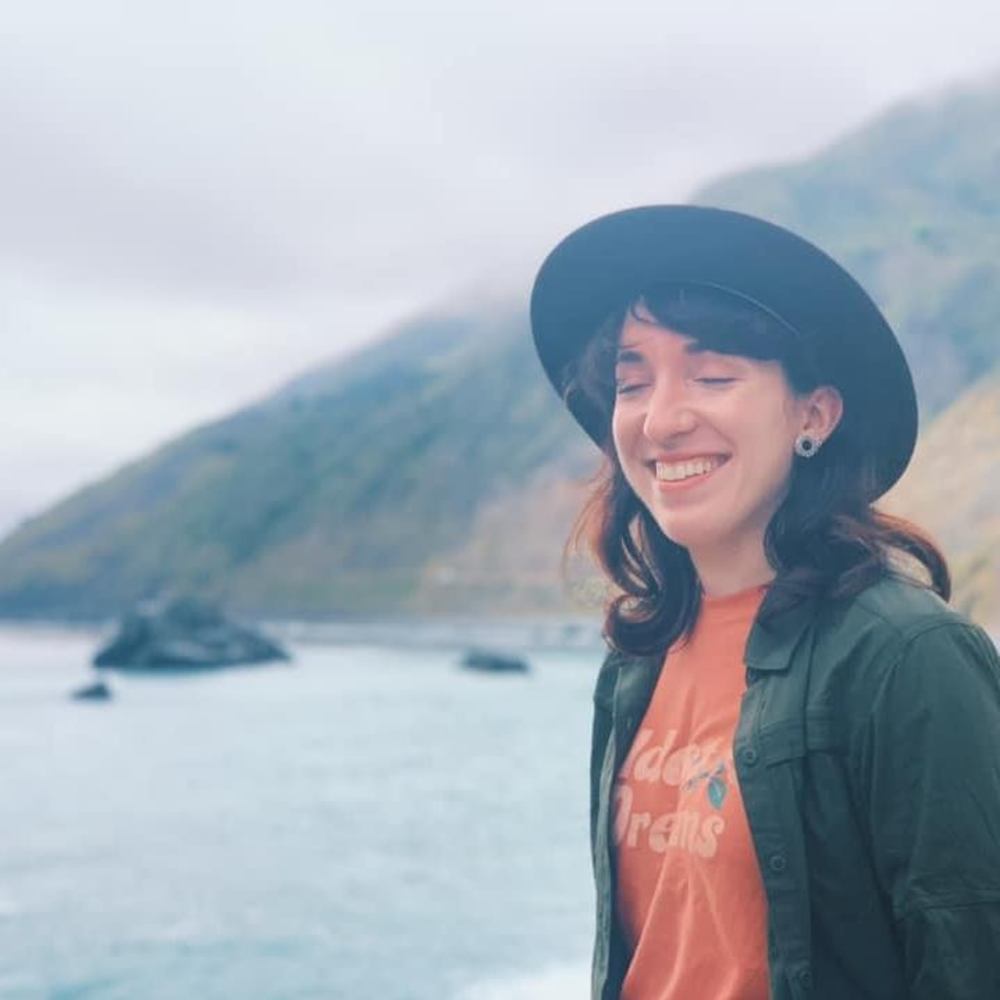 Meet your Posher, Becca
